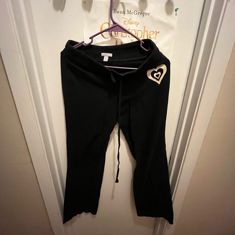 Small old navy sweatpants black with hearts